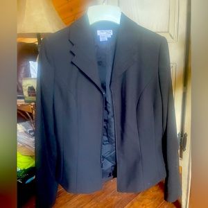 Women’s  suit